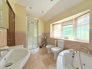Photo 5- click for photo gallery